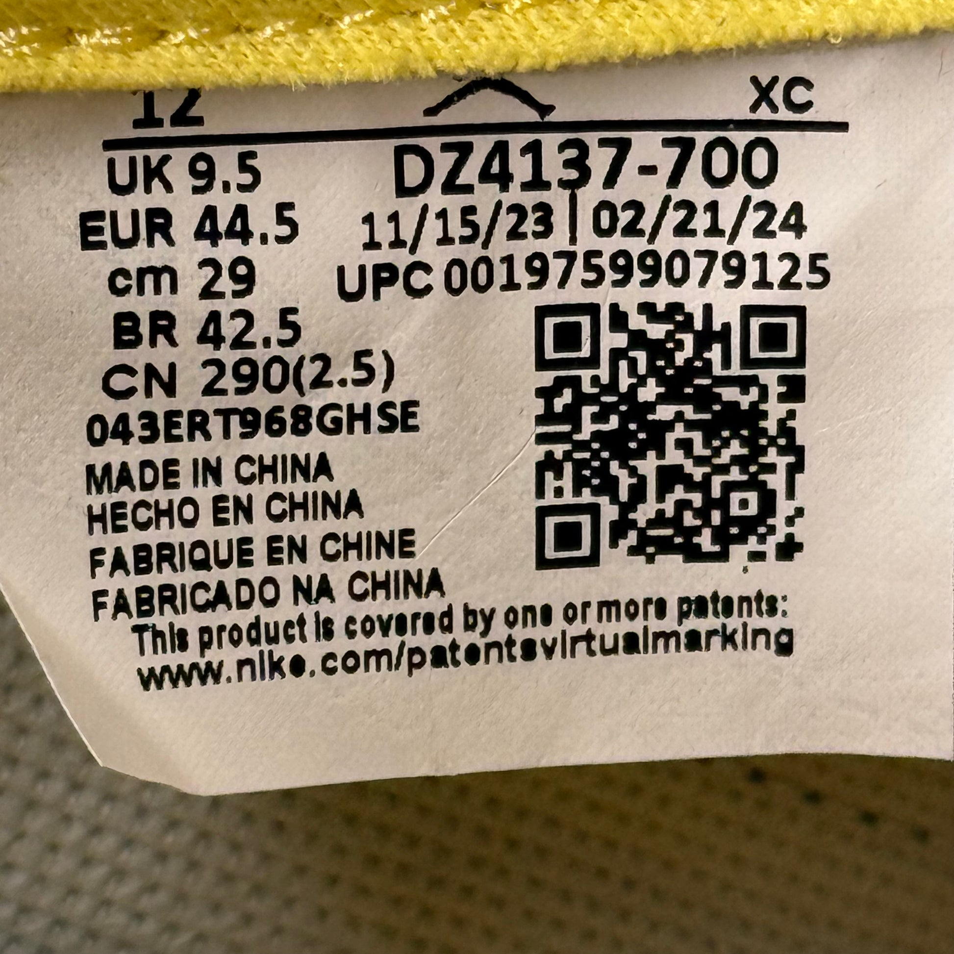 Jordan 1 Retro Low OG SP Travis Scott Canary (Women's)