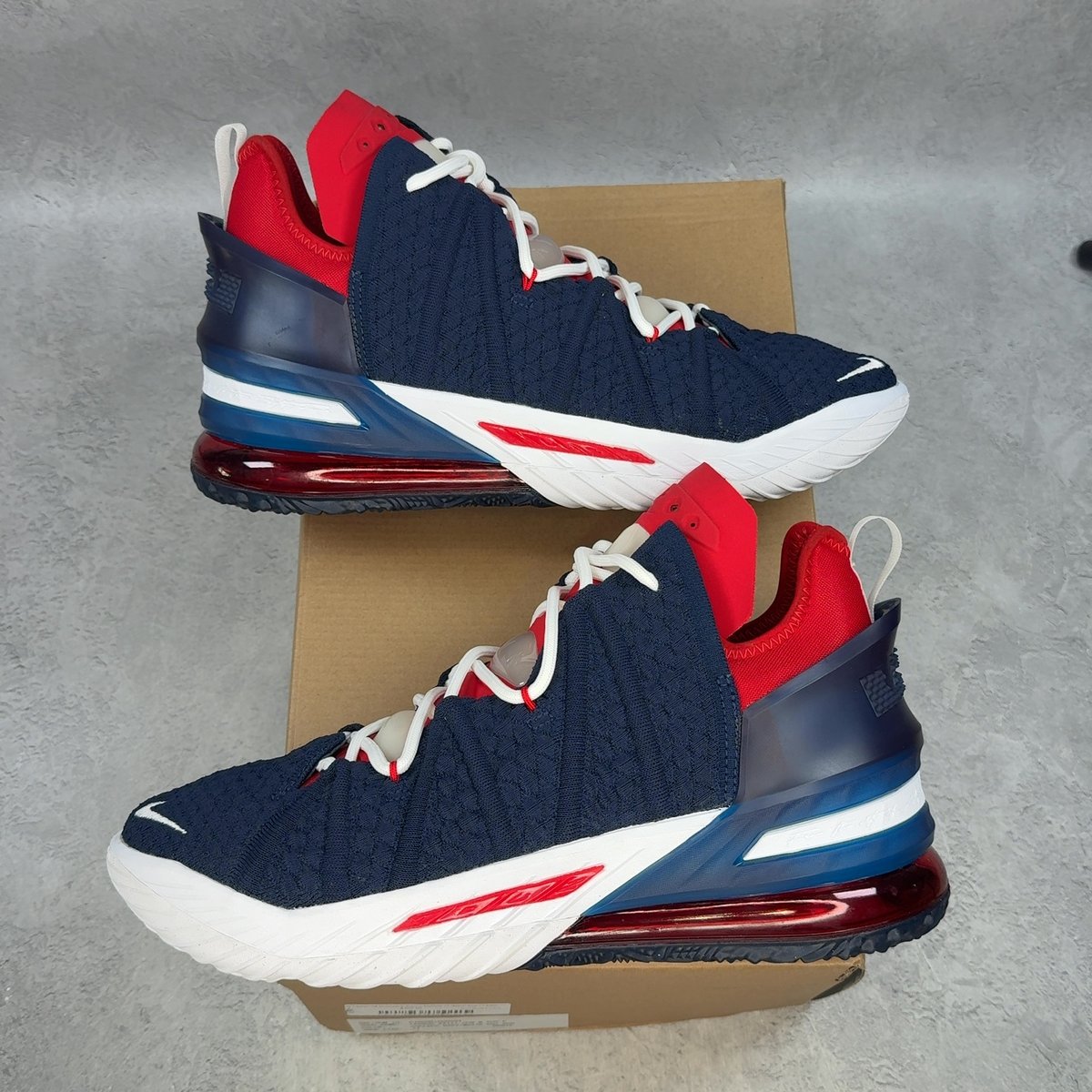 Nike Lebron 18 Duquesne Promo Sample 11 (New) - front