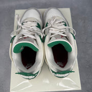 Jordan 4 Retro SB Pine Green *pre-owned* SIZE 9.5