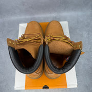 Timberland 6" Premium Waterproof Boot Wheat *pre-owned* SIZE 9