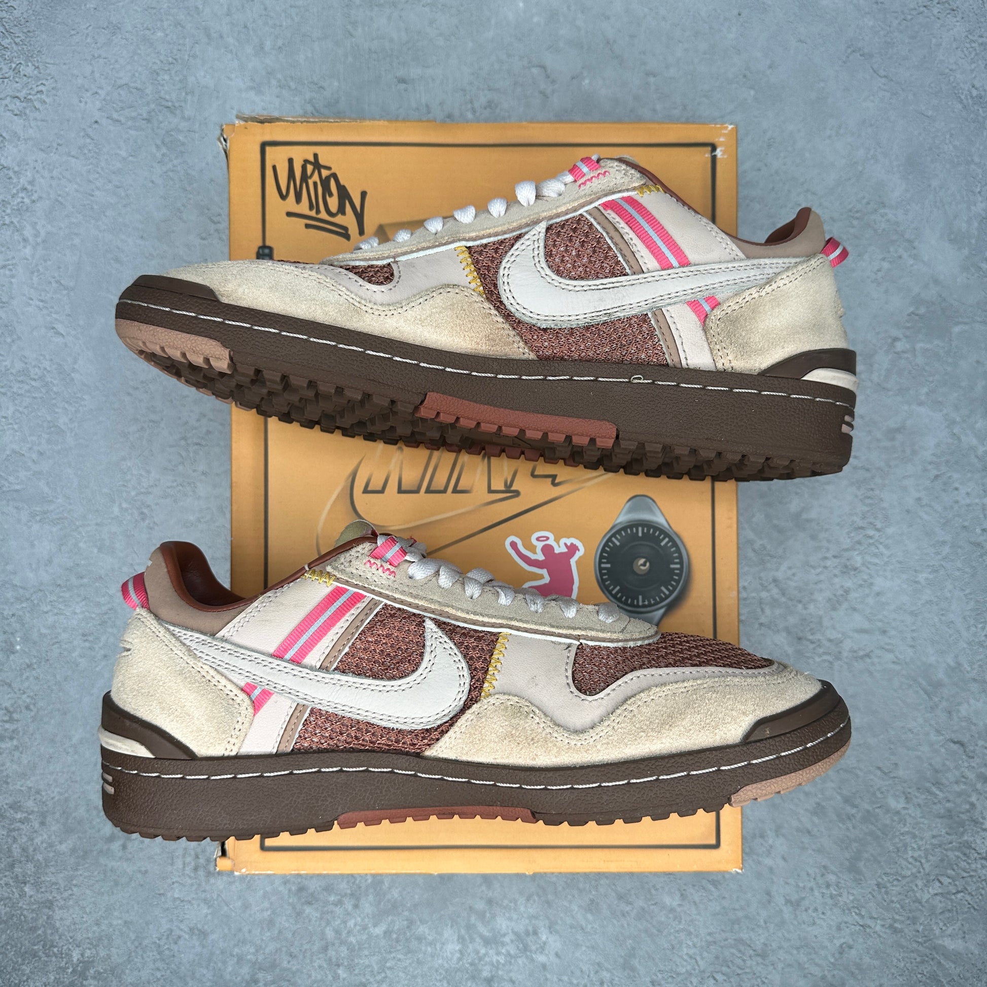 Nike Field General Union LA Shimmer *pre-owned* SIZE 9