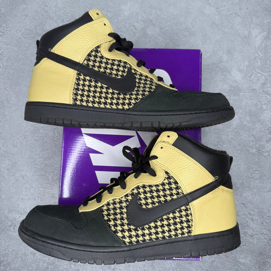 Nike Dunk High Premium Yellow *pre - owned* SIZE 12 - Kicks Collective PA - Nike - 317891 - 004 - Men's Shoes - 12M/13.5W - Pre - Owned