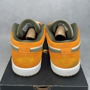 Jordan 1 Low SE Light Curry - Image 4