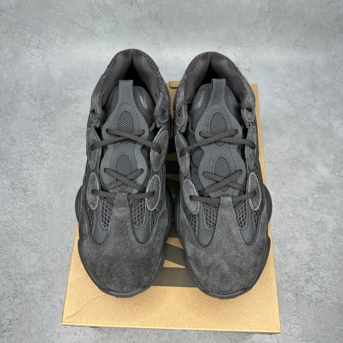 adidas Yeezy 500 Utility Black *pre-owned* SIZE 11.5
