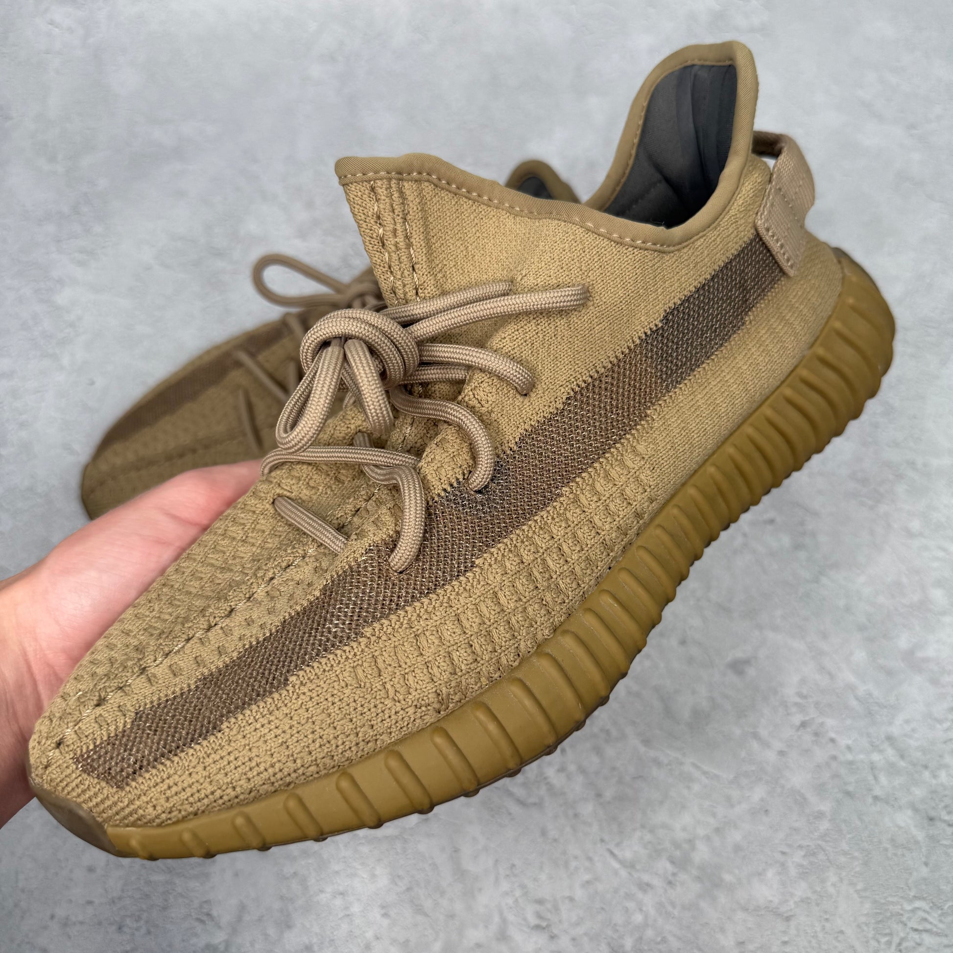 adidas Yeezy Boost 350 V2 Earth *pre-owned* SIZE 9.5