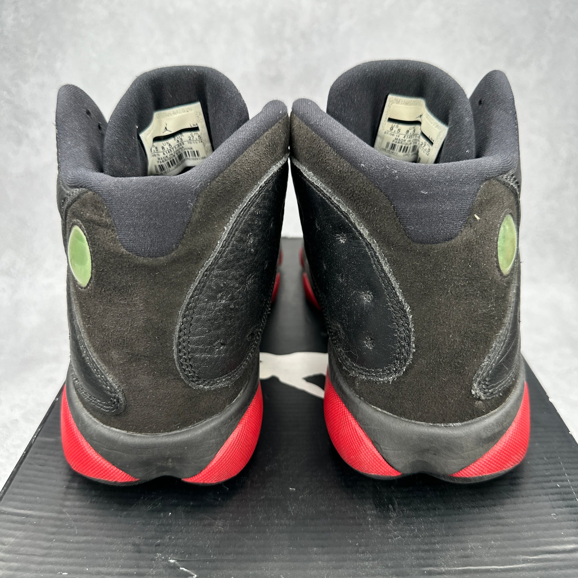 Jordan 13 Retro Dirty Bred *pre-owned* SIZE 9.5