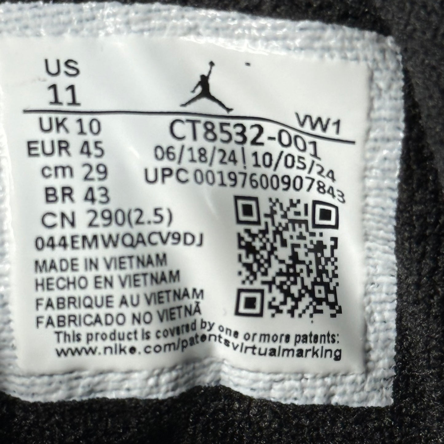 Jordan 3 Retro Black Cat (2025)