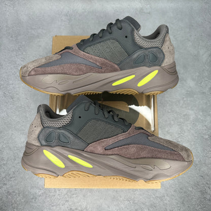 adidas Yeezy Boost 700 Mauve