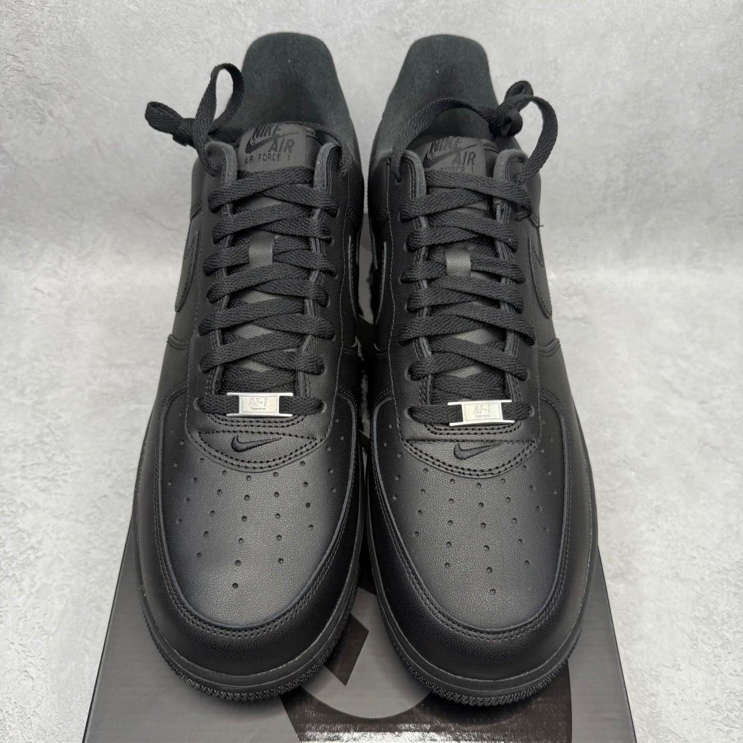 Nike Air Force 1 Low Supreme Black
