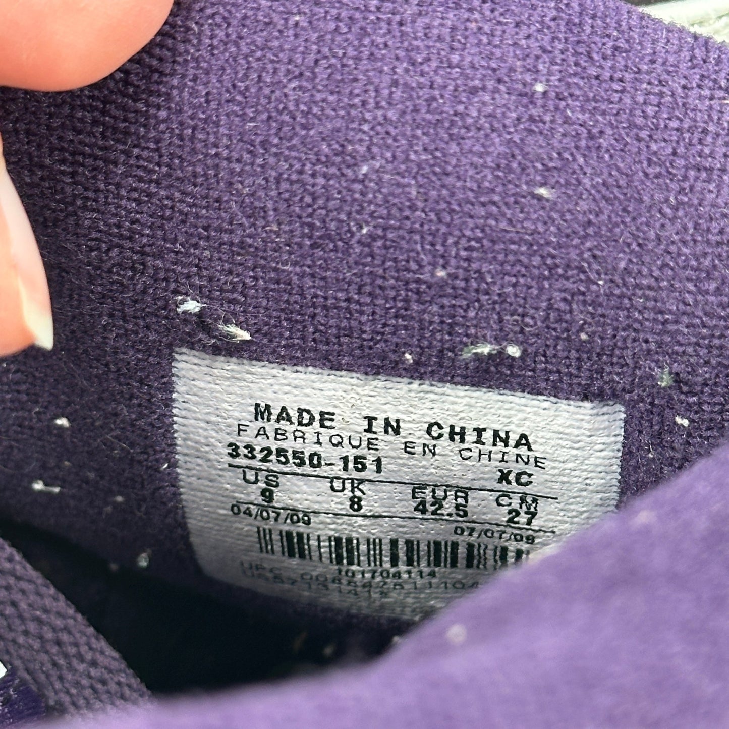 Jordan 1 Retro Grand Purple *pre-owned* SIZE 9