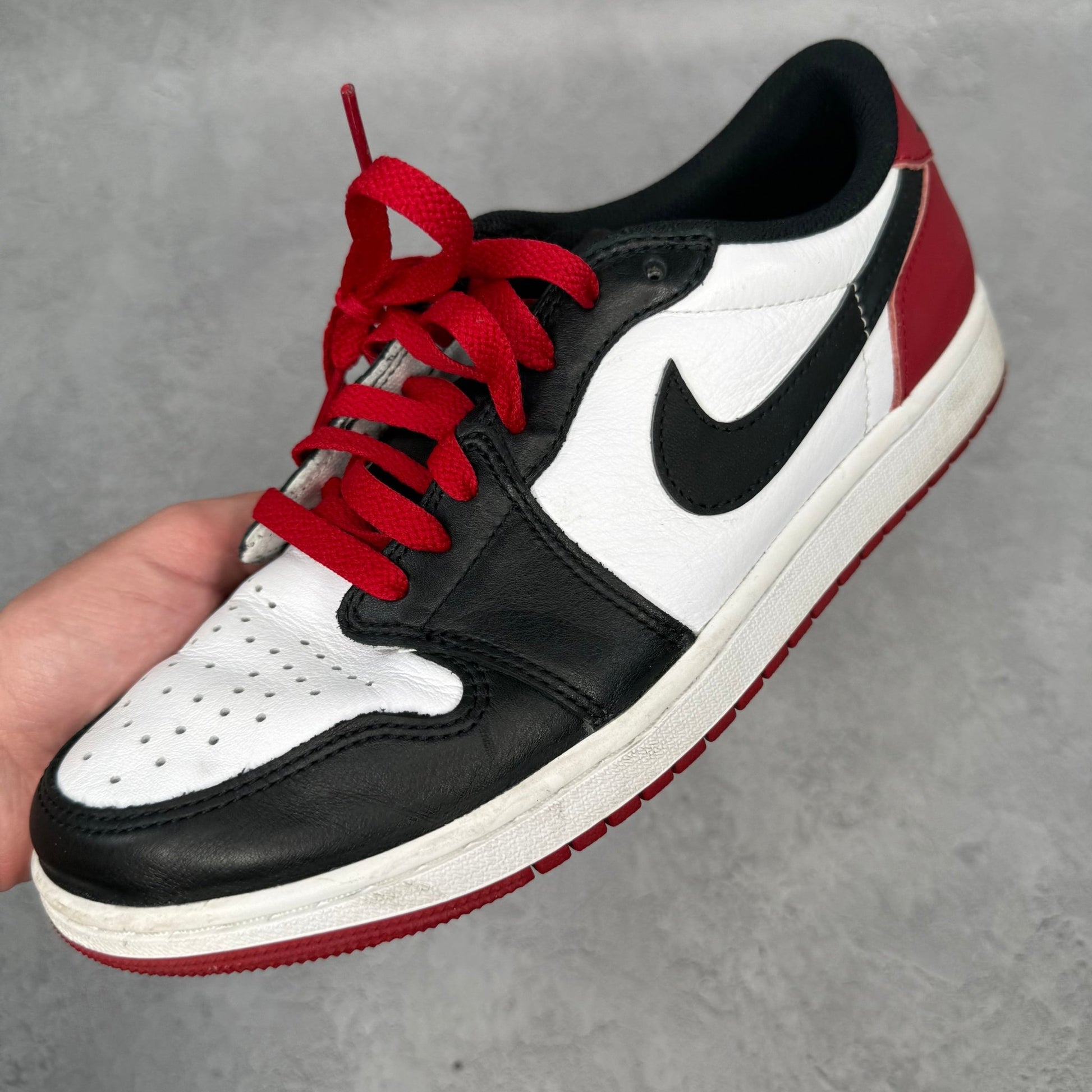Jordan 1 Retro Low OG Black Toe (2023) *pre - owned* SIZE 8.5 - Kicks Collective PA - Jordan - CZ0790 - 106 - Men's Shoes - 8.5M/10W - Pre - Owned