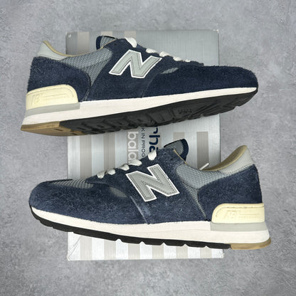 New Balance 990v1 Carhartt WIP MiUSA Dark Navy *pre-owned* SIZE 11