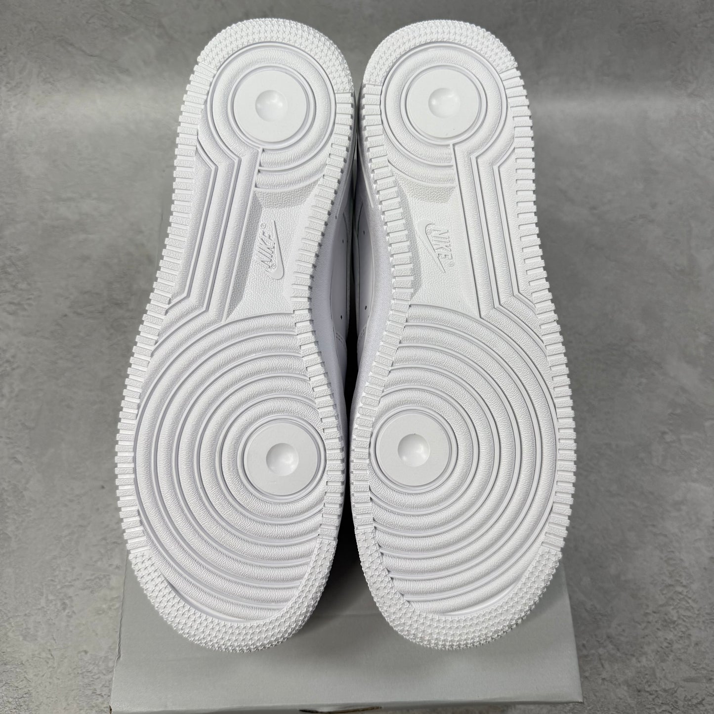 Nike Air Force 1 Low '07 White