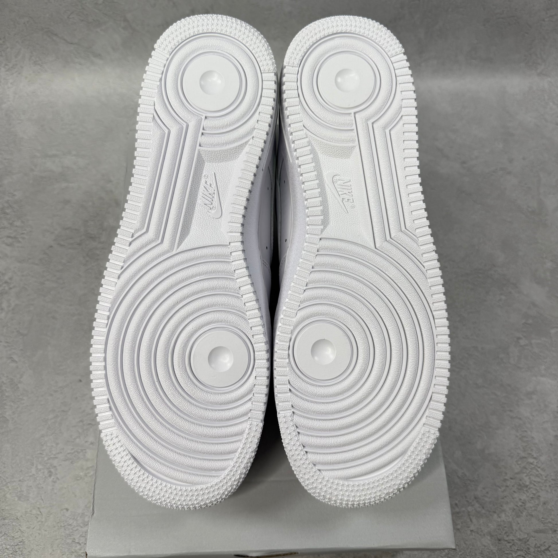 Nike Air Force 1 Low '07 White