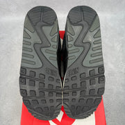 Nike Air Max 90 Black Wolf Grey *pre-owned* SIZE 9