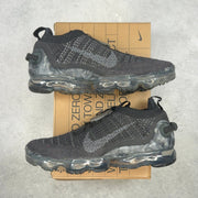 Nike Air VaporMax 2020 Flyknit Black Dark Grey 9.5 (Pre-Owned) - Kicks Collective PA - Nike - CJ6740-002-9.5-PO-2 - Pre-Owned Sneakers - 9.5