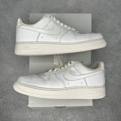 Nike Air Force 1 Low '07 White *pre - owned* SIZE 10 - Kicks Collective PA - Nike - 315122-111/CW2288-111 - Men's Shoes - 10M/11.5W - Pre - Owned