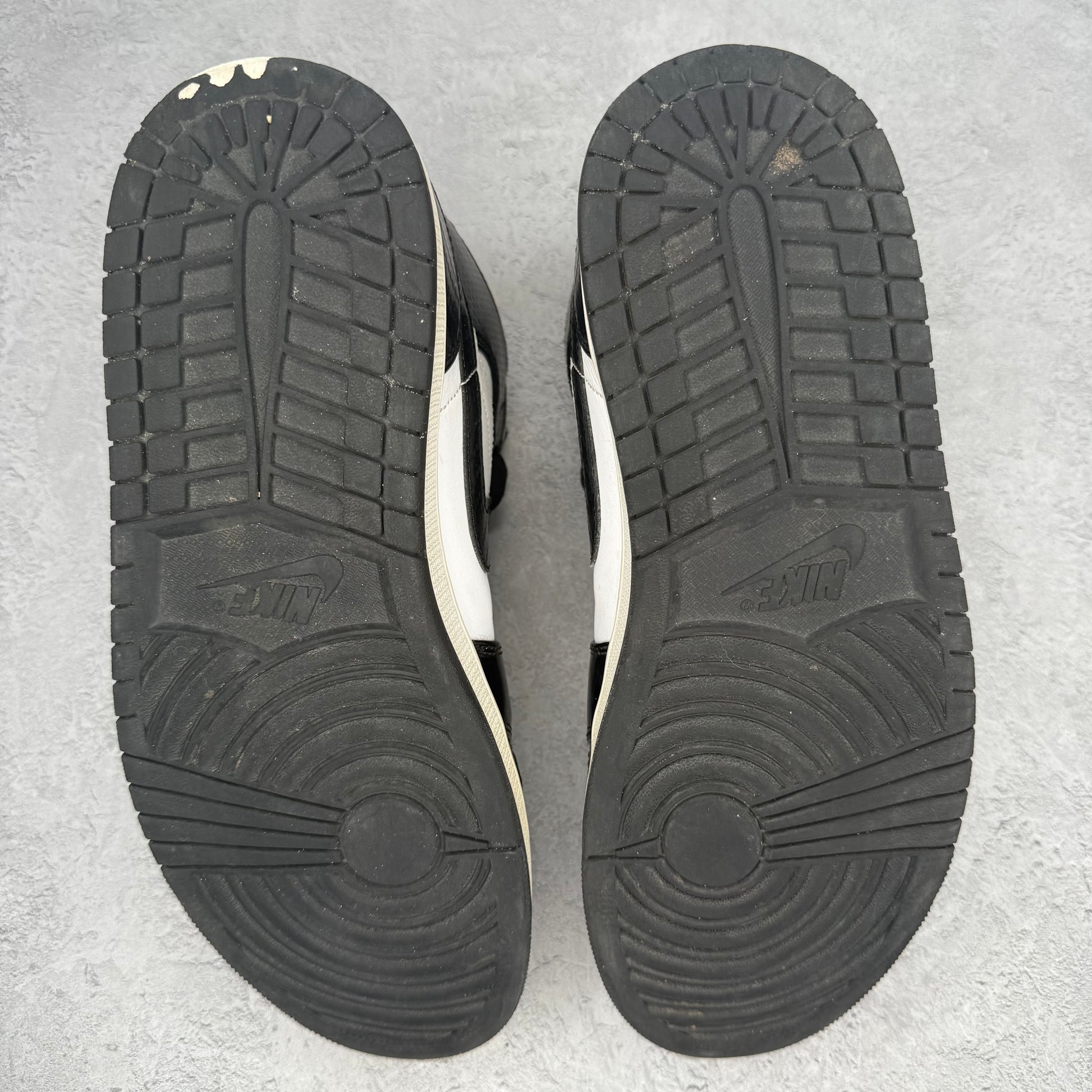 Jordan 1 Mid Carbon Fiber *pre-owned* SIZE 11