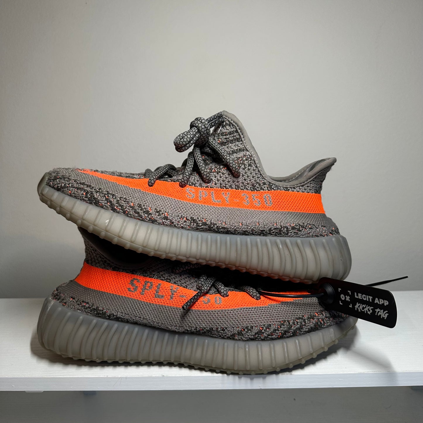 adidas Yeezy Boost 350 V2 Beluga Reflective *pre-owned* (SIZE 6Y)