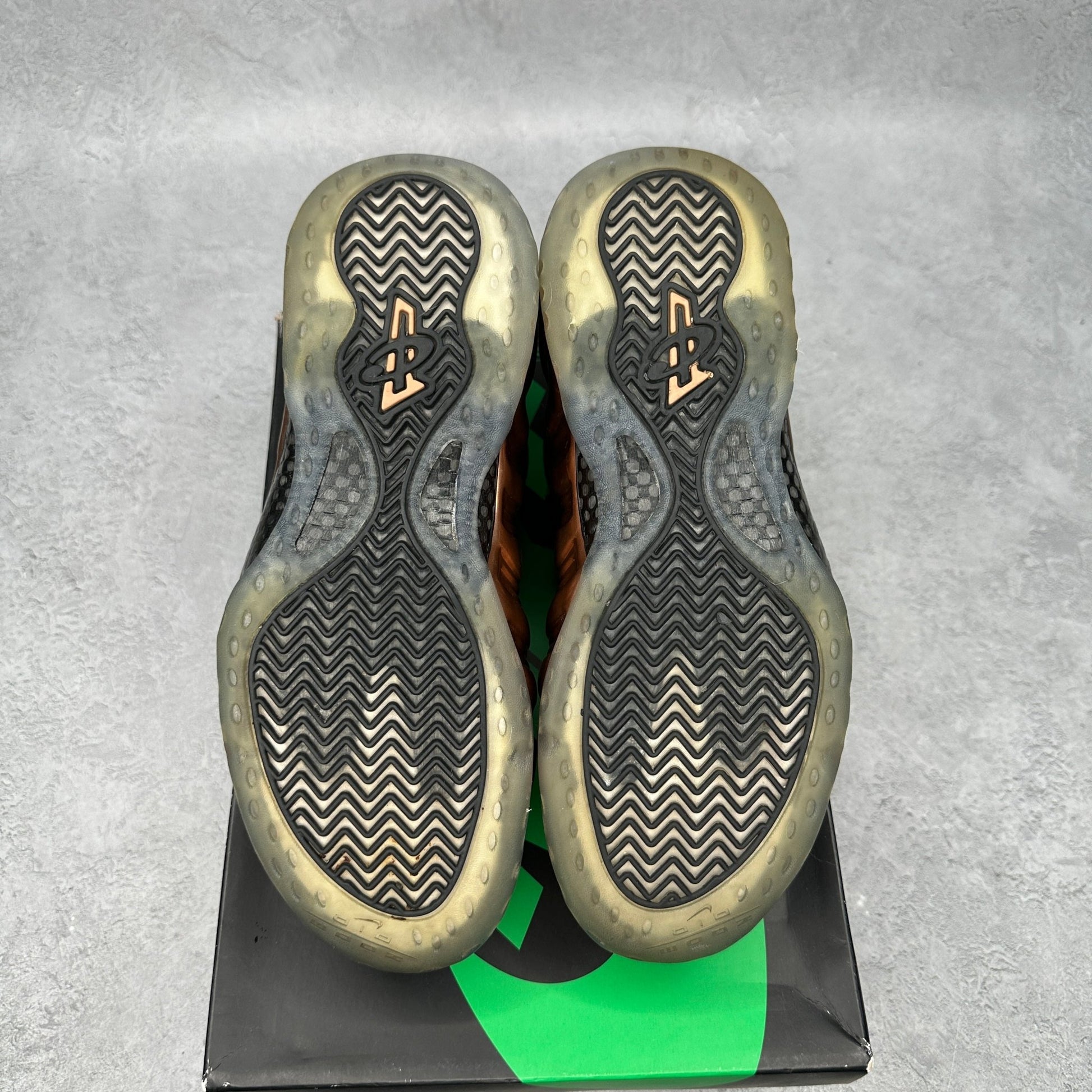 Nike Air Foamposite One Copper (2017) *pre - owned* SIZE 9 - Kicks Collective PA - Nike - 314996-007 - Men's Shoes - 9M/10.5W - Pre - Owned - Missing Lid