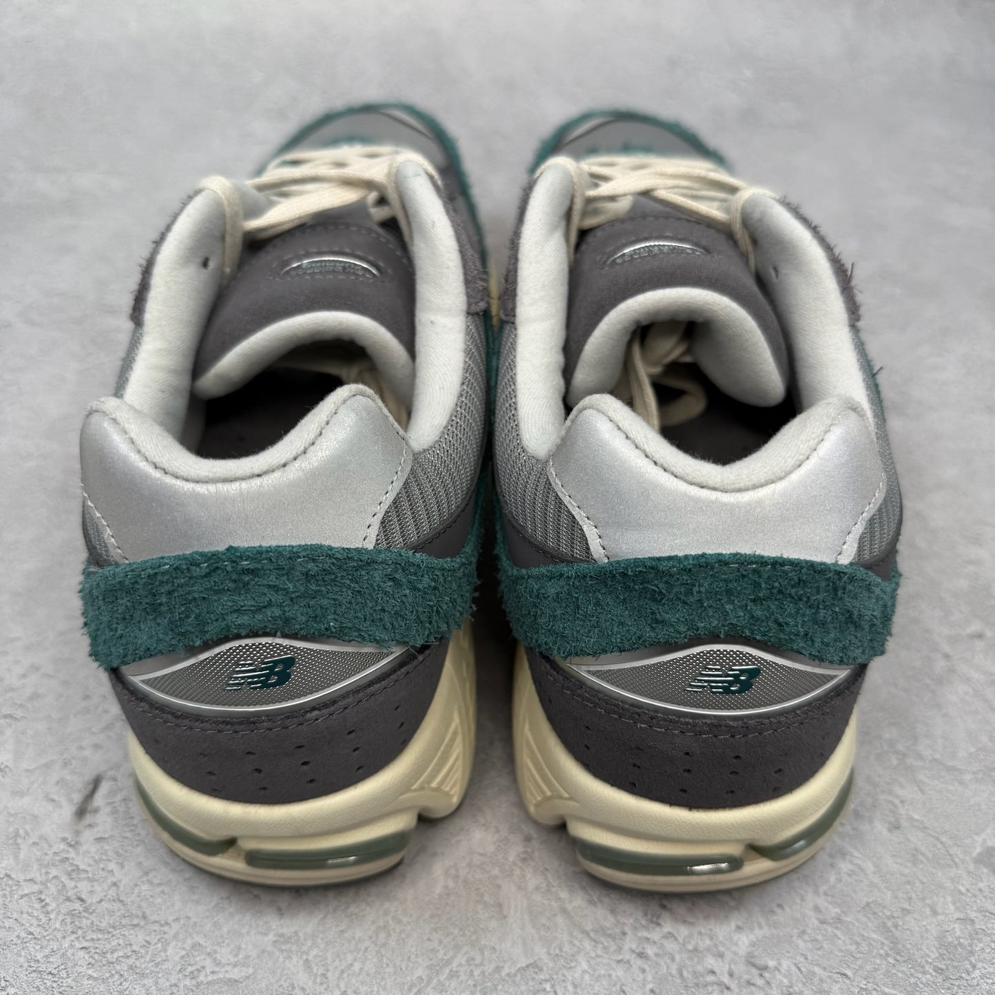New Balance 2002R New Spruce Magnet *pre - owned* SIZE 10 - Kicks Collective PA - New Balance - M2002REM - Men's Shoes - 10M/11.5W - Pre - Owned