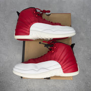 Jordan 12 Retro Gym Red *pre-owned* SIZE 10