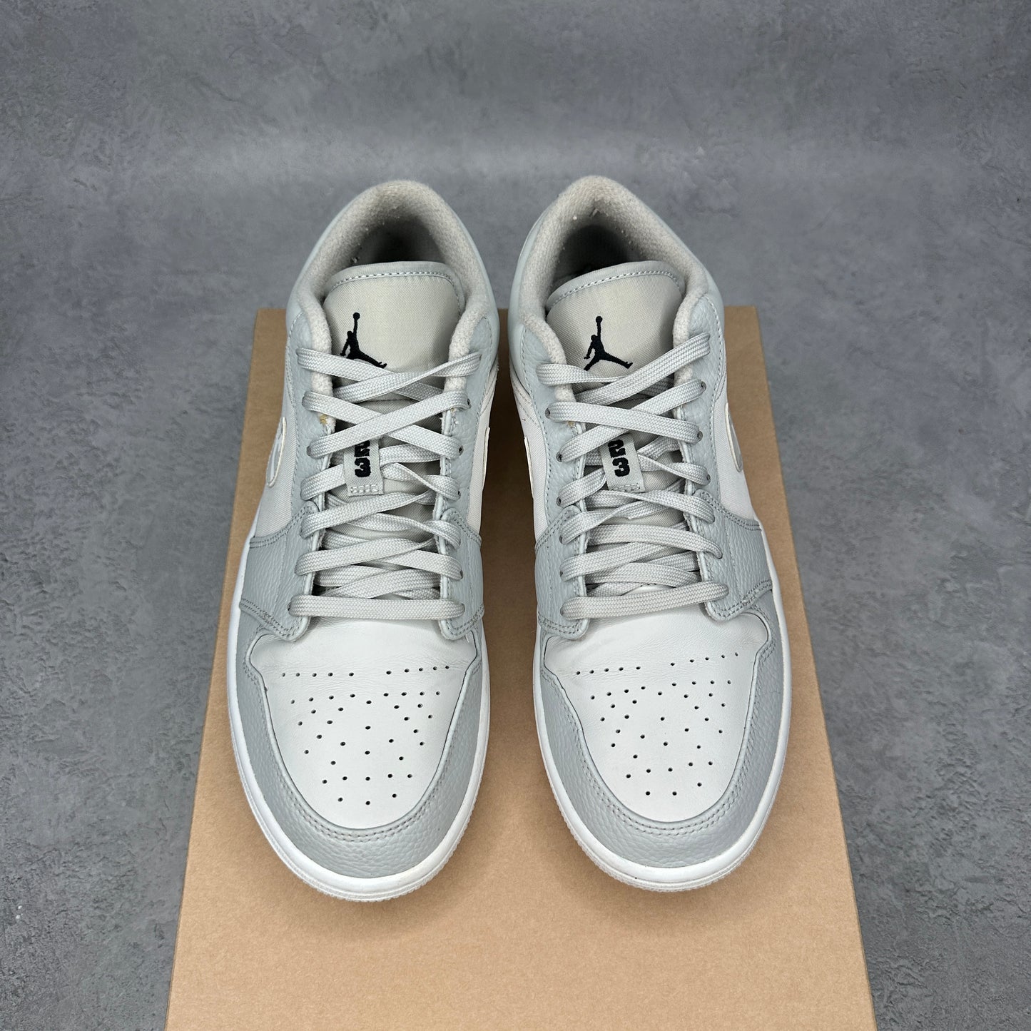 Jordan 1 Low White Camo *pre-owned* SIZE 10.5