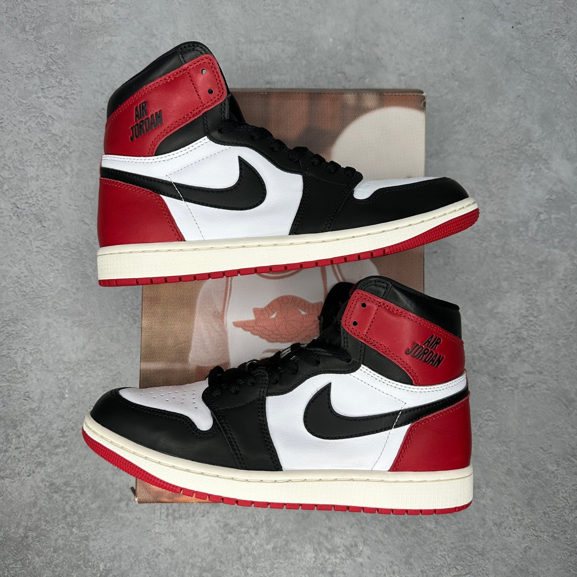 Jordan 1 Retro High OG Black Toe Reimagined *pre - owned* SIZE 9.5 - Kicks Collective PA - Jordan - DZ5485-106 - Men's Shoes - 9.5M/11W - Pre - Owned