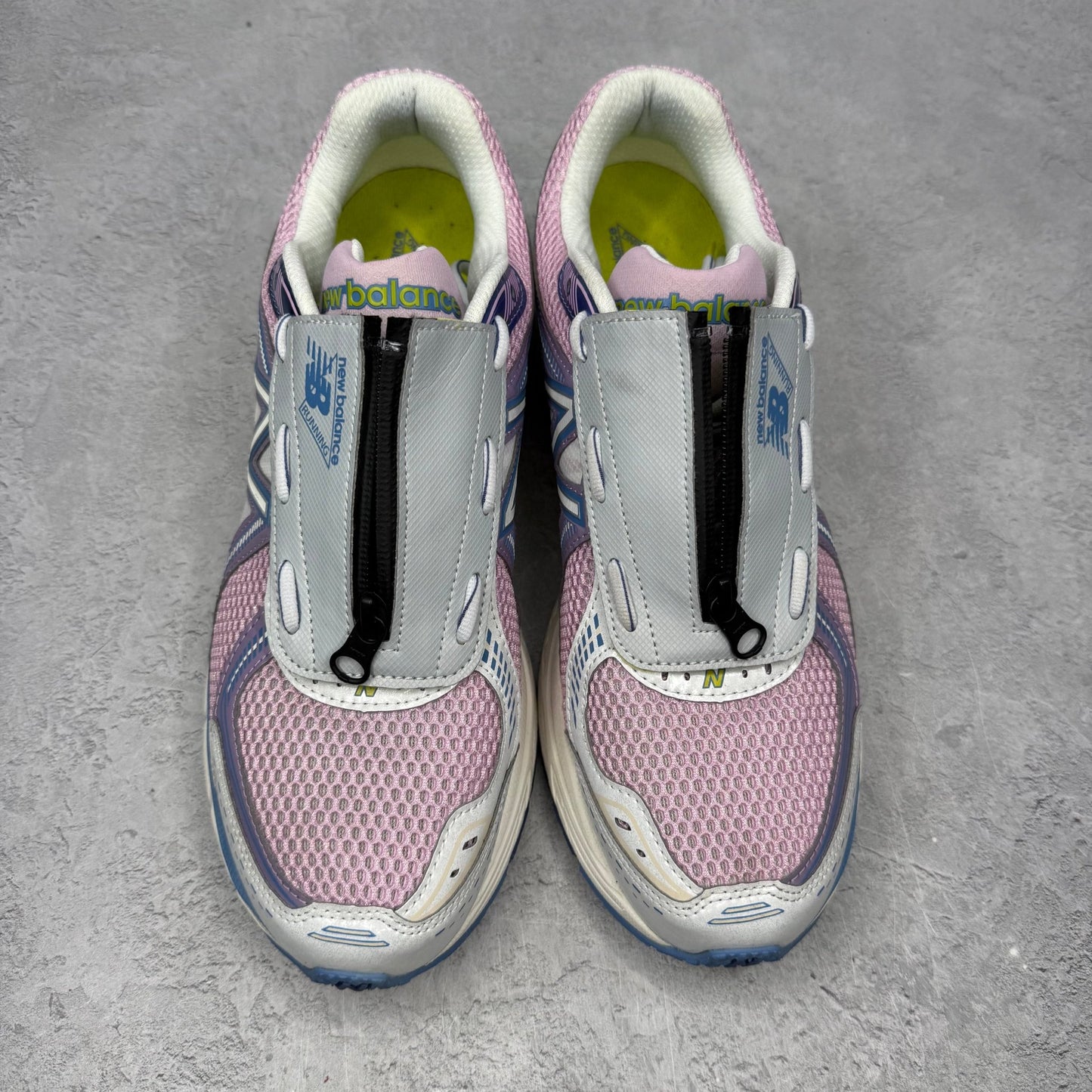 New Balance 860v2 Up There Blossom Pink VNDS *pre - owned* SIZE 10.5 - Kicks Collective PA - New Balance - ML860UT2 - Men's Shoes - 10.5M/12W - Pre - Owned