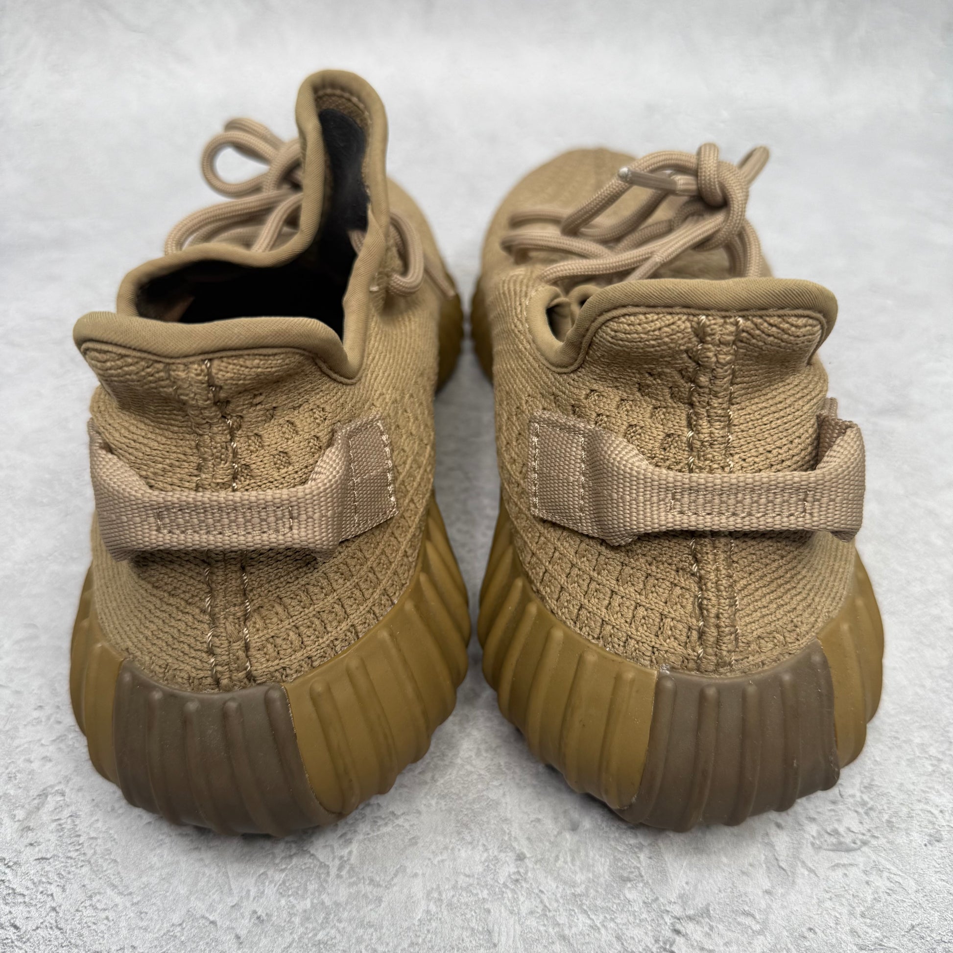 adidas Yeezy Boost 350 V2 Earth *pre-owned* SIZE 9.5