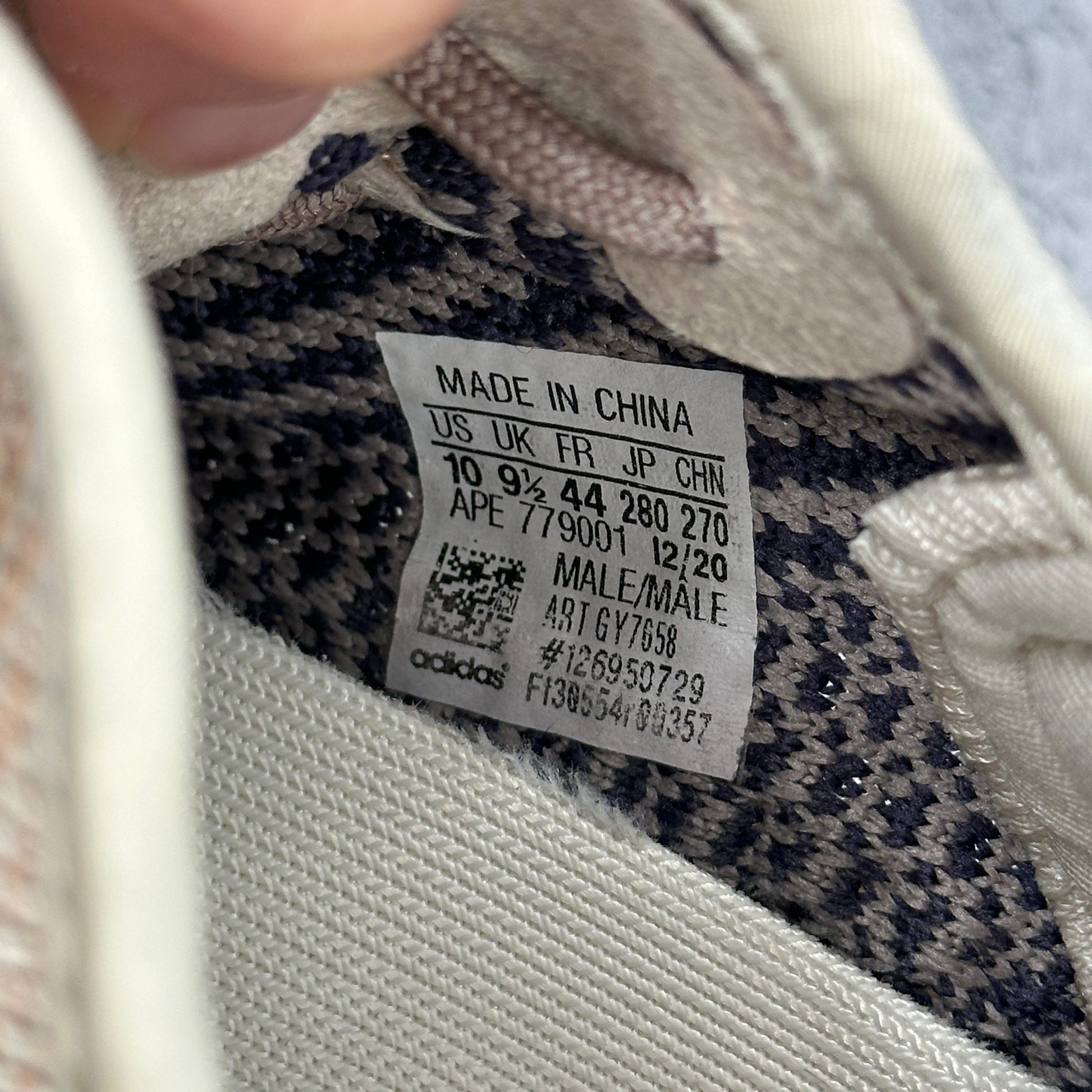 adidas Yeezy Boost 350 V2 Ash Pearl *pre-owned* SIZE 10