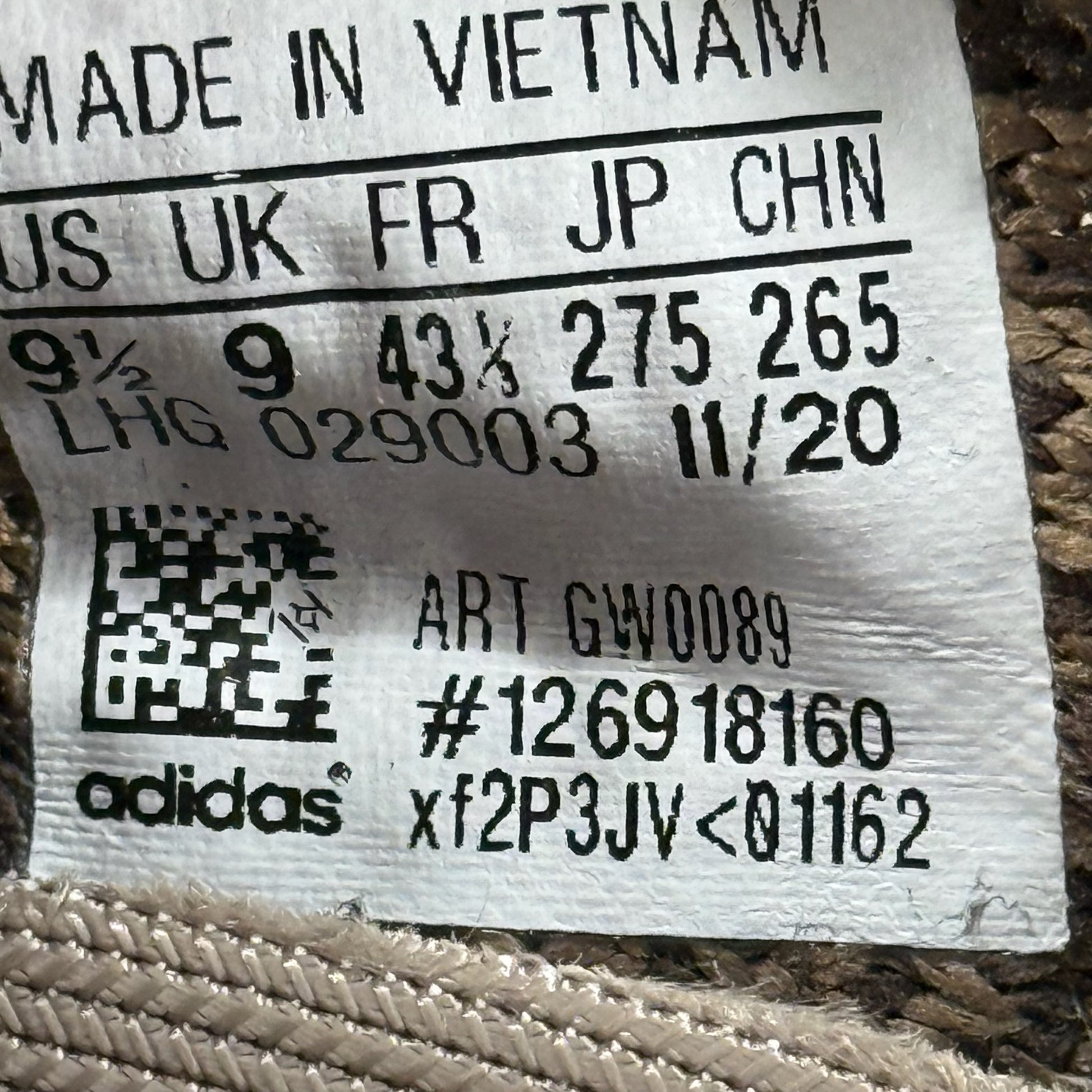 adidas Yeezy Boost 350 V2 Ash Stone *pre - owned* SIZE 9.5 - Kicks Collective PA - adidas - GW0089 - Men's Shoes - 9.5M/11W - Pre - Owned