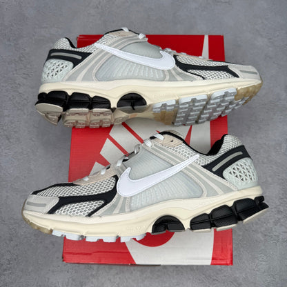 Nike Zoom Vomero 5 Supersonic Light Bone Black - Kicks Collective PA - Nike - FN7649-110 - Men's Shoes - 9.5M/11W - Brand New