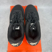 Nike Air Max 90 Essential Black Silver *pre-owned* SIZE 8