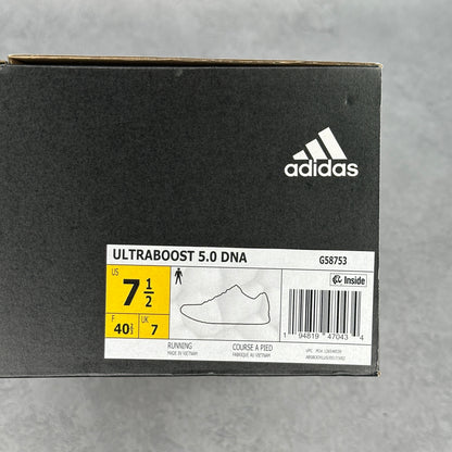 adidas Ultra Boost 5.0 DNA Cloud White Signal Green