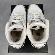 Jordan 3 Retro Mocha (2018) pre-owned size 9