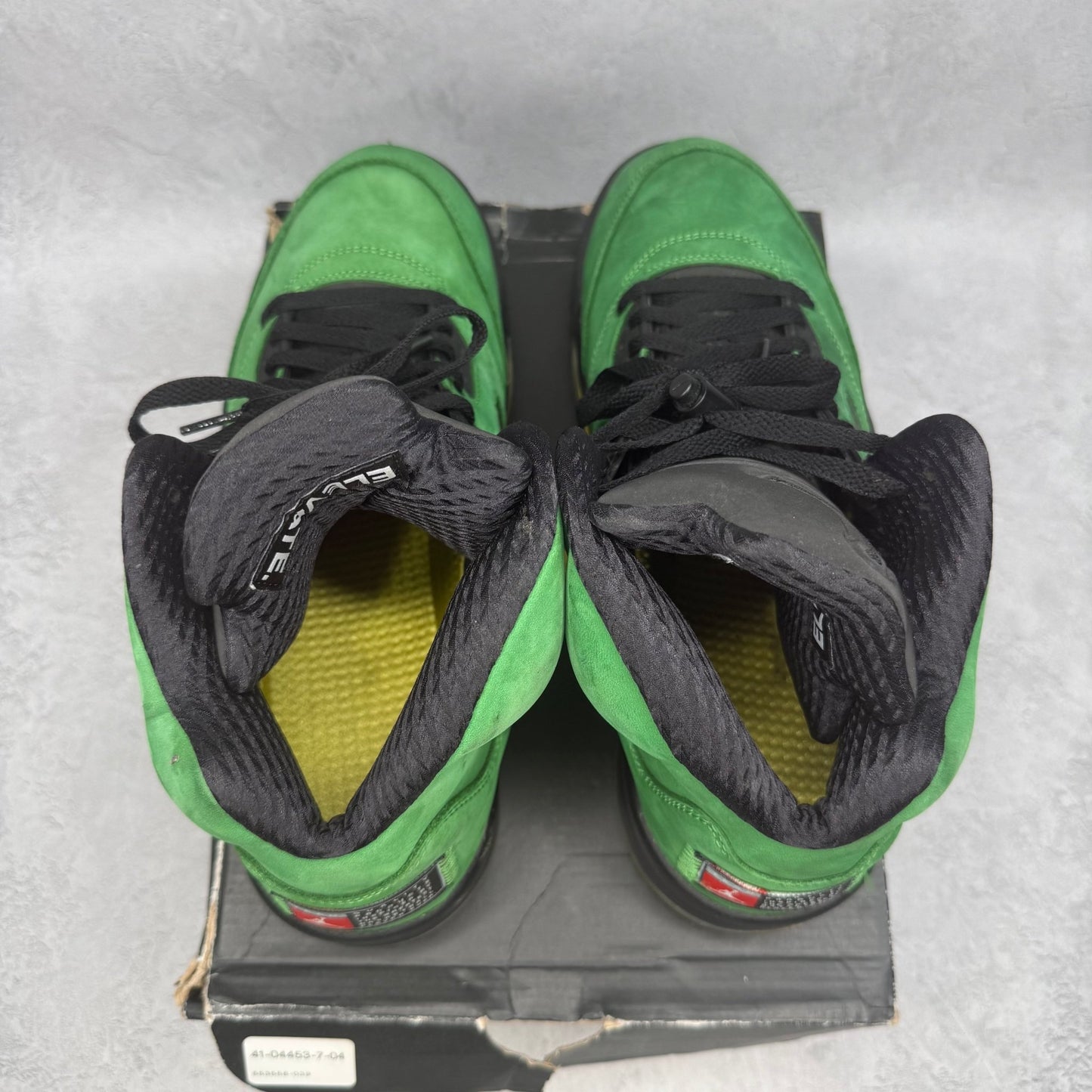 Jordan 5 Retro SE Oregon *pre - owned* SIZE 12 - Kicks Collective PA - Jordan - CK6631-307 - Men's Shoes - 12M/13.5W - Pre - Owned - Replacement Box