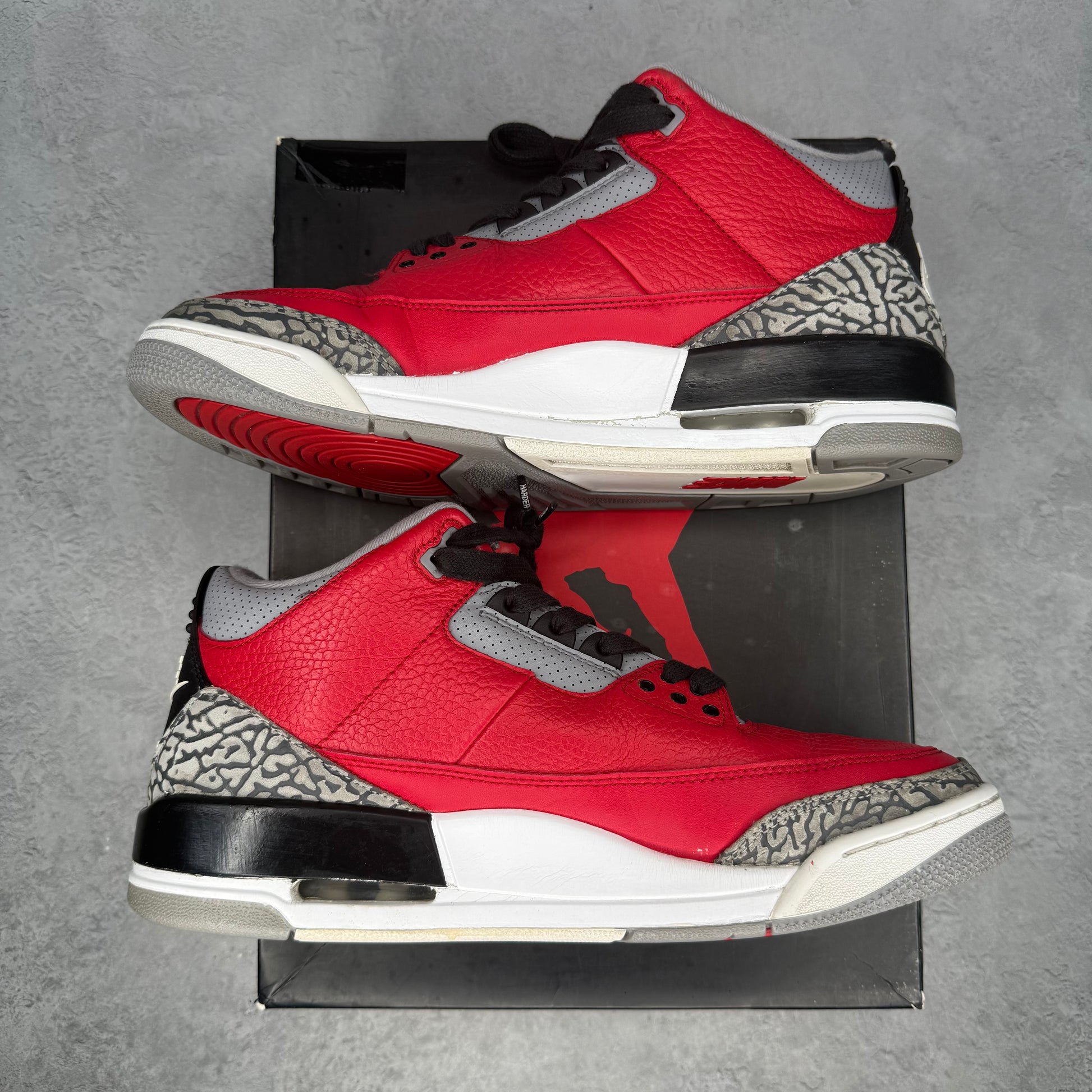 Jordan 3 Retro SE Unite *pre-owned* SIZE 11