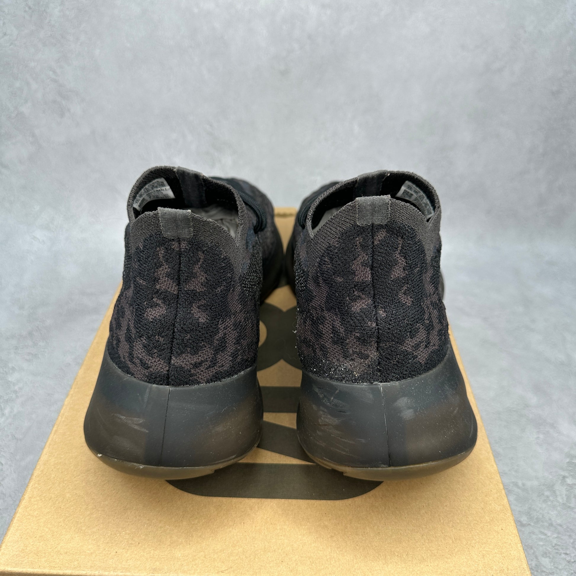 adidas Yeezy Boost 380 Onyx *pre-owned* SIZE 10.5
