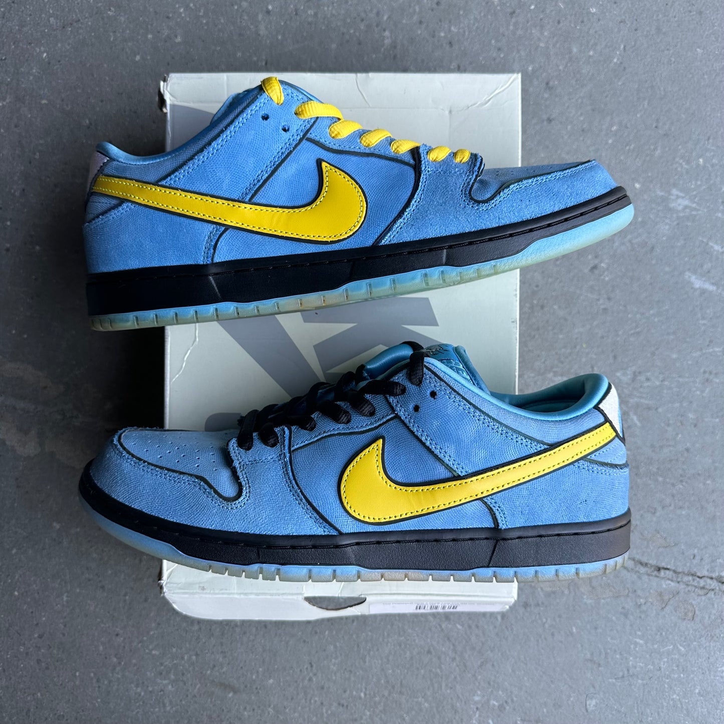 Nike SB Dunk Low The Powerpuff Girls Bubbles *pre-owned* (SIZE 12)