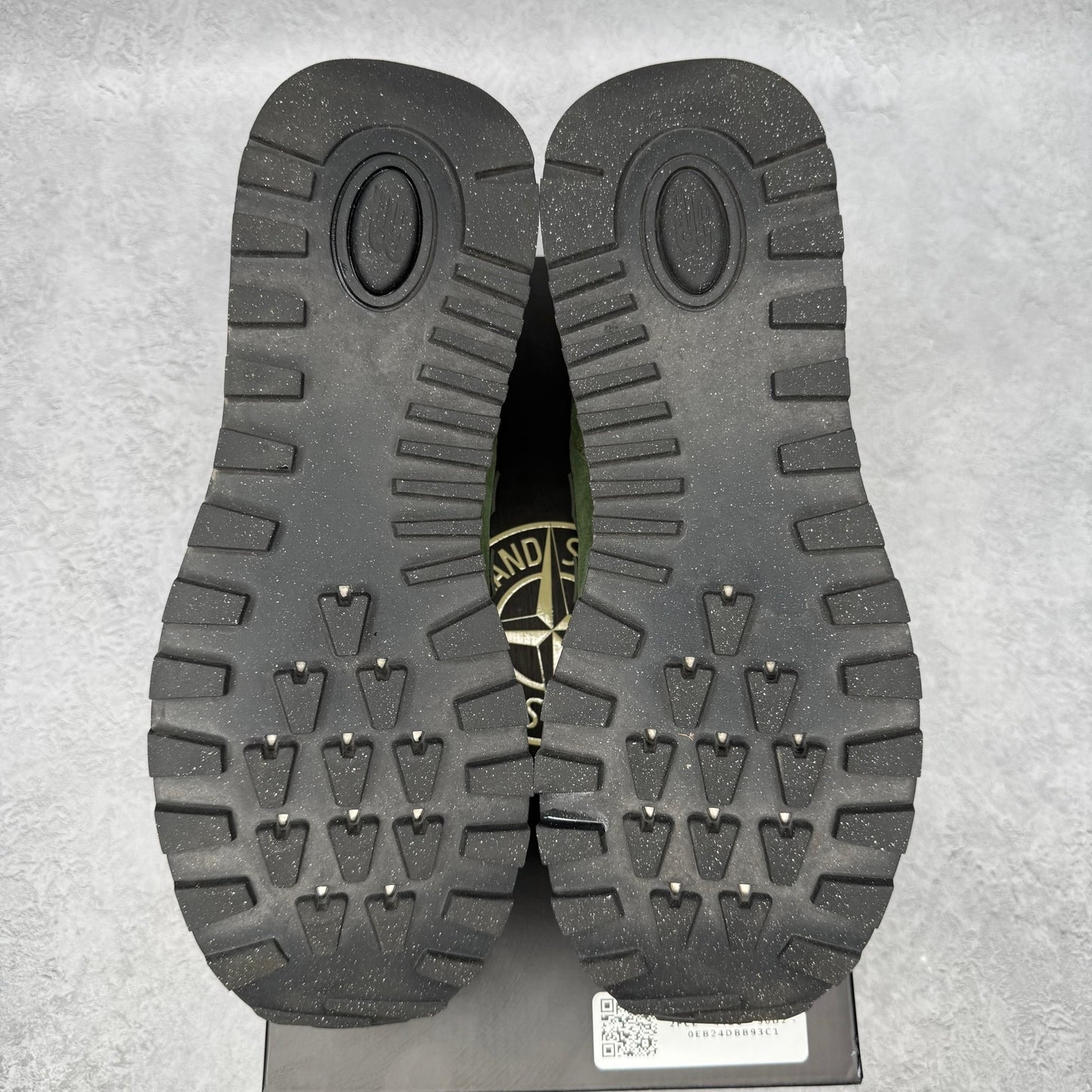 New Balance 574 Legacy Stone Island Dark Green VNDS *pre - owned* SIZE 11 - Kicks Collective PA - New Balance - U574LGIL - Men's Shoes - 11M/12.5W - Pre - Owned