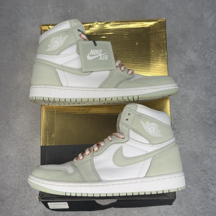 Jordan 1 Retro High OG Seafoam (Women's) 9W (Pre-Owned) - front