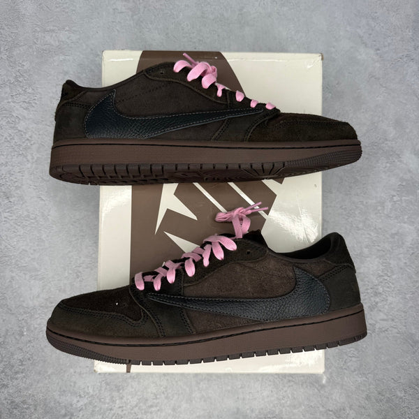 Jordan 1 Retro Low OG SP Travis Scott Velvet Brown *pre - owned* SIZE 10 - Kicks Collective PA - Jordan - DM7866-202 - Men's Shoes - 10M/11.5W - Pre - Owned
