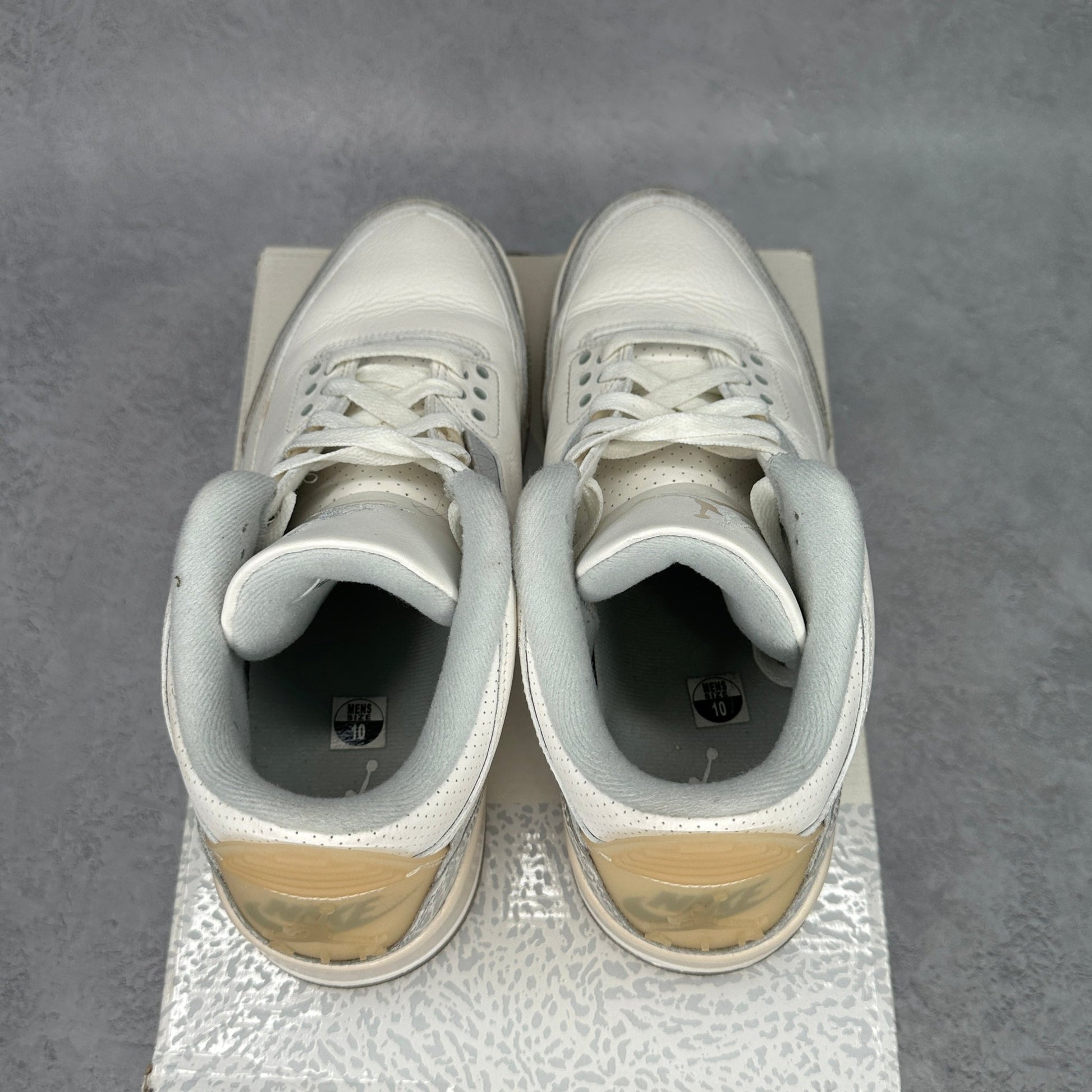Jordan 3 Retro Craft Ivory *pre - owned* SIZE 10 - Kicks Collective PA - Jordan - FJ9479 - 100 - Men's Shoes - 10M/11.5W - Pre - Owned