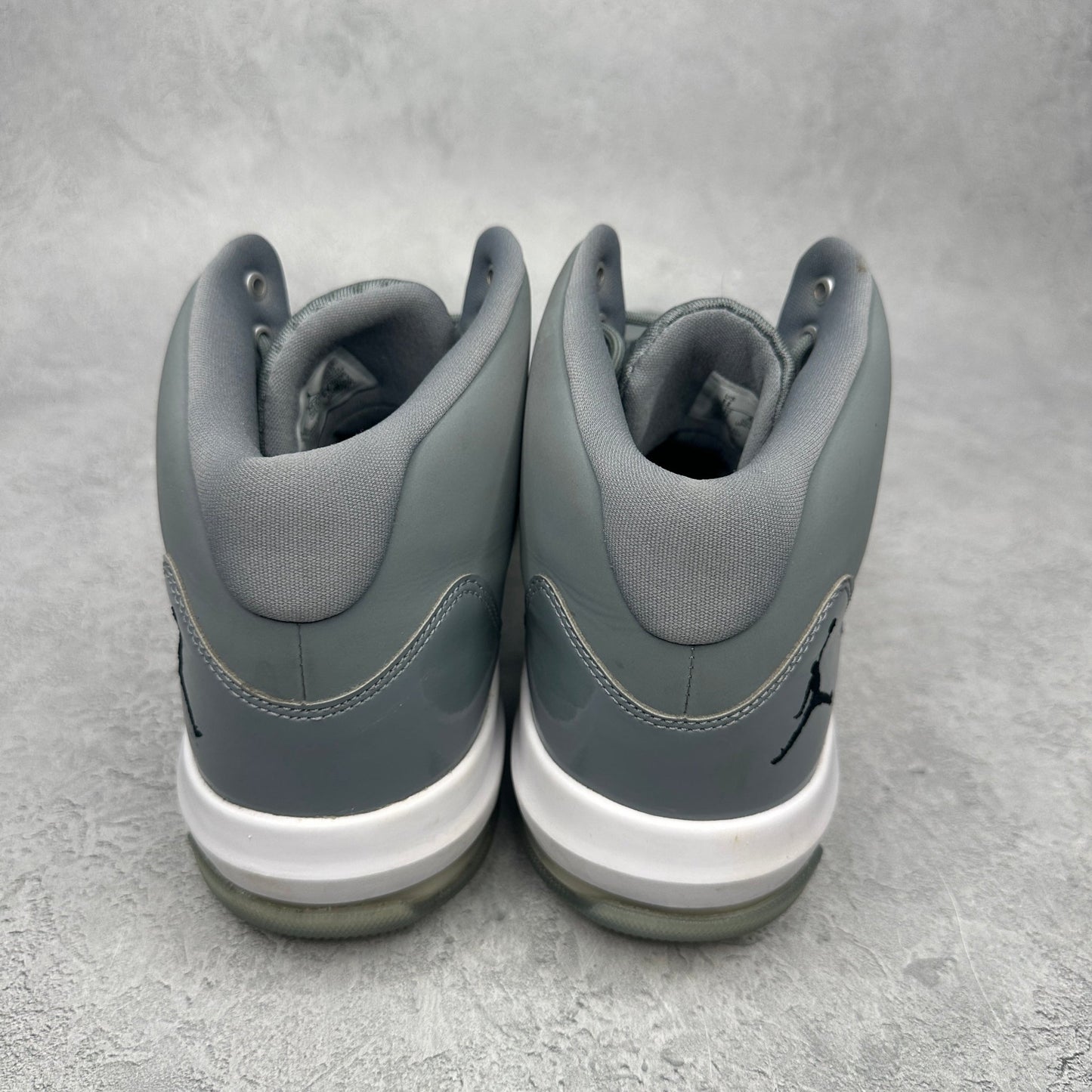 Jordan Max Aura Cool Grey *pre - owned* SIZE 11 - Kicks Collective PA - Jordan - AQ9084 - 010 - Men's Shoes - 11M/12.5W - Pre - Owned