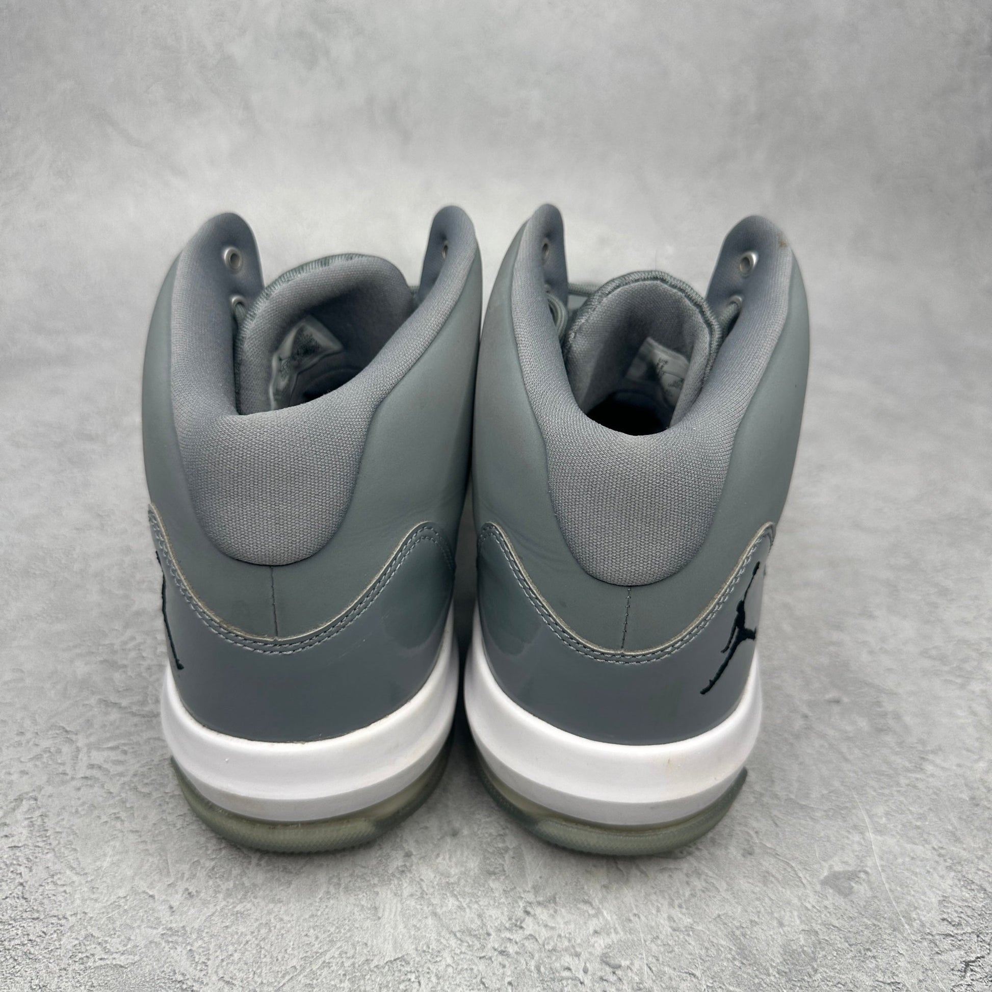 Jordan Max Aura Cool Grey *pre - owned* SIZE 11 - Kicks Collective PA - Jordan - AQ9084 - 010 - Men's Shoes - 11M/12.5W - Pre - Owned