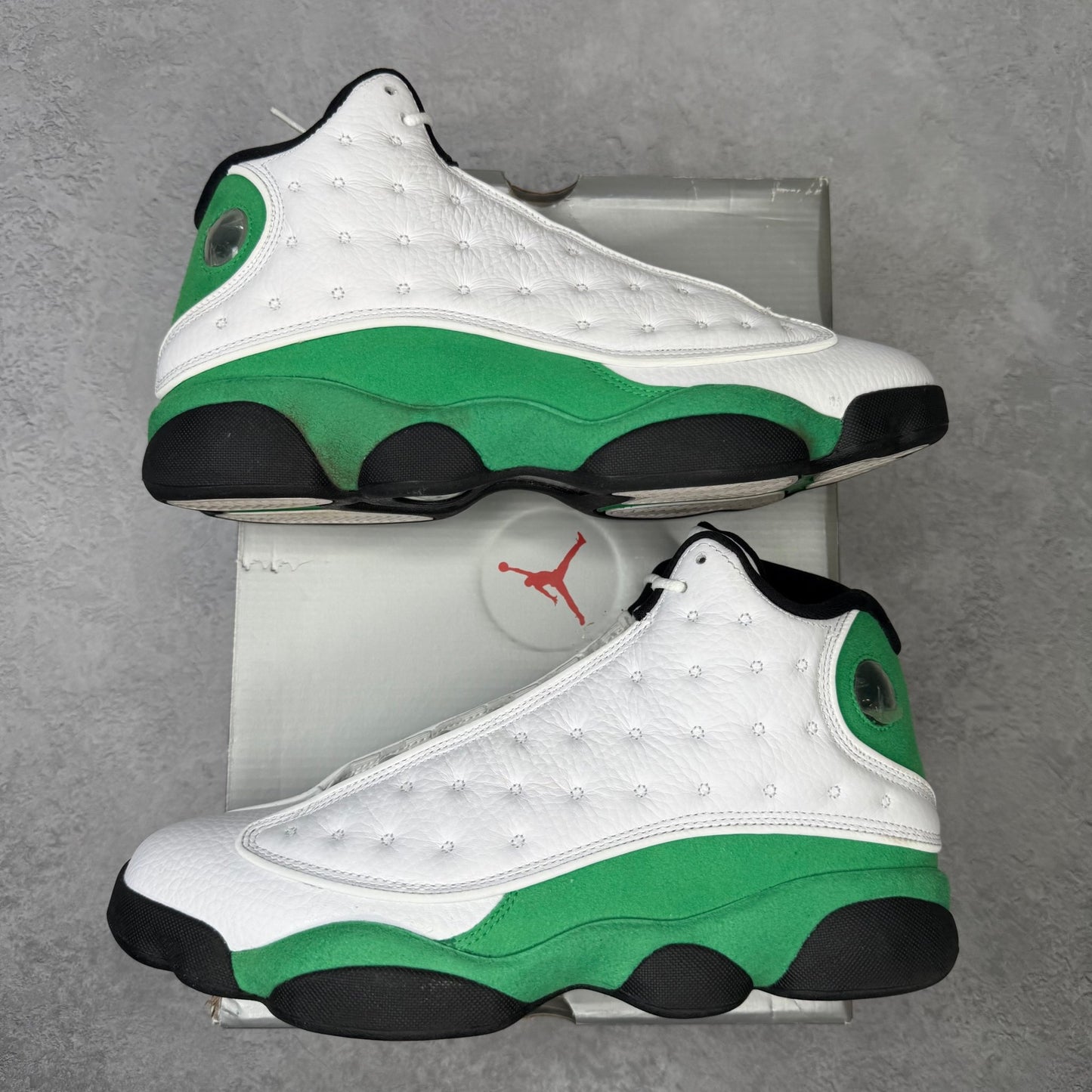 Jordan 13 Retro White Lucky Green *pre - owned* SIZE 10 - Kicks Collective PA - Jordan - DB6537-113/414571-113 - Men's Shoes - 10M/11.5W - Pre - Owned