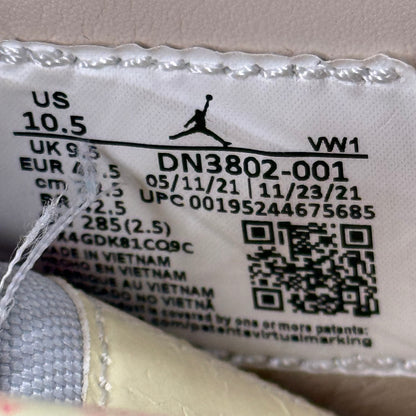 Jordan 2 Retro SP Union Grey Fog *pre-owned* SIZE 10.5