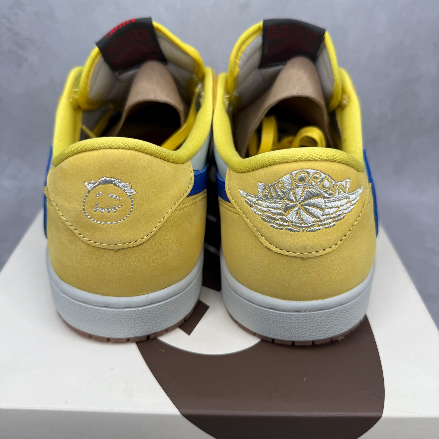 Jordan 1 Retro Low OG SP Travis Scott Canary (Women's)