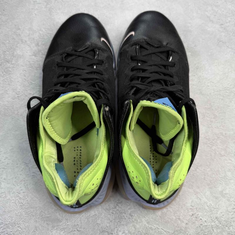 Nike LeBron 19 Low Ghost Green *pre - owned* SIZE 12 - Kicks Collective PA - Nike - DO9829 - 001 - Men's Shoes - 12M/13.5W - Pre - Owned - No Box